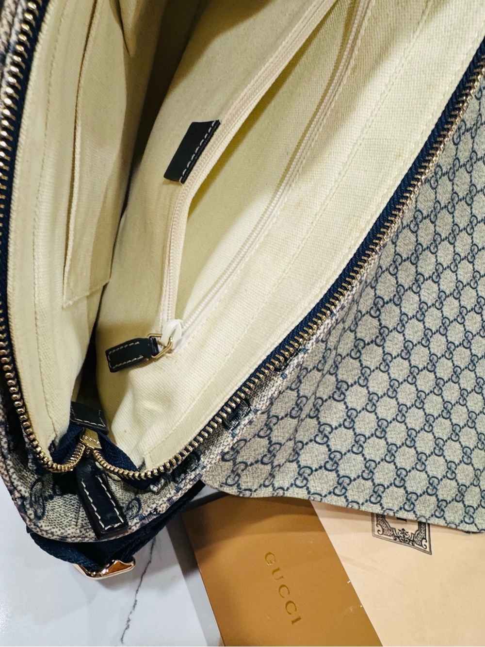 GUCCI Beige Monogram Messenger Bag with Navy Trim - Picture 10 of 11